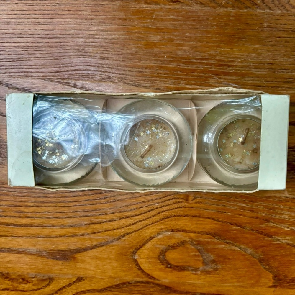 Pier 1 Tea Light Candle Holder Set 3 Vanilla Glitter New in Box